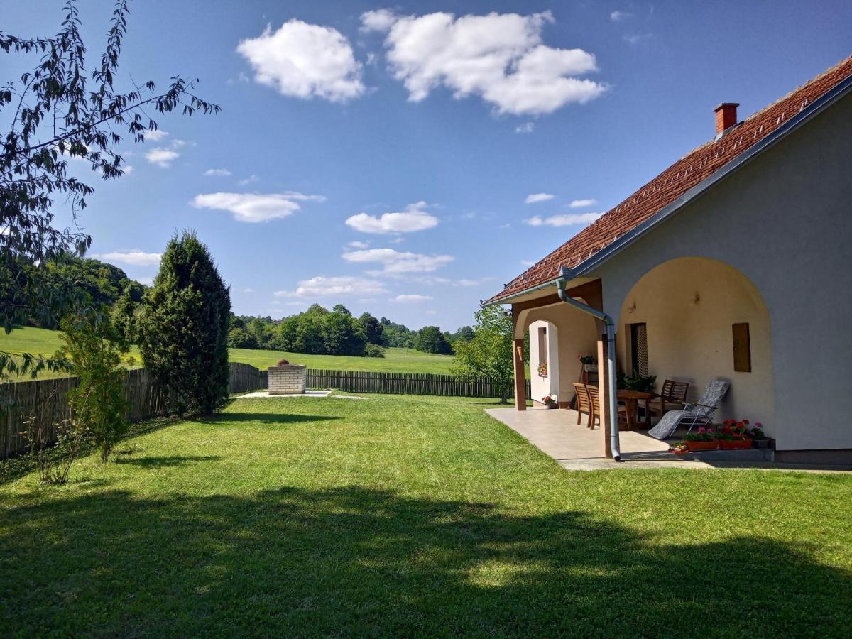 Вилла Kosmaj Casa Maia Ducina Экстерьер фото